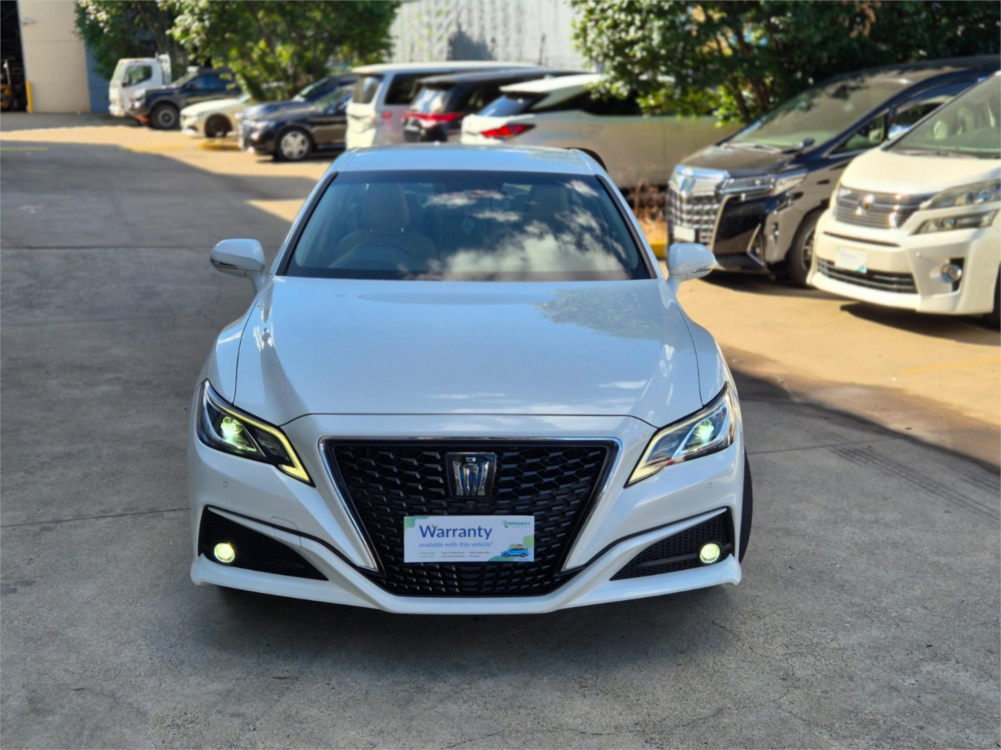 2019 Toyota Crown Hybrid S C Package, photo 4