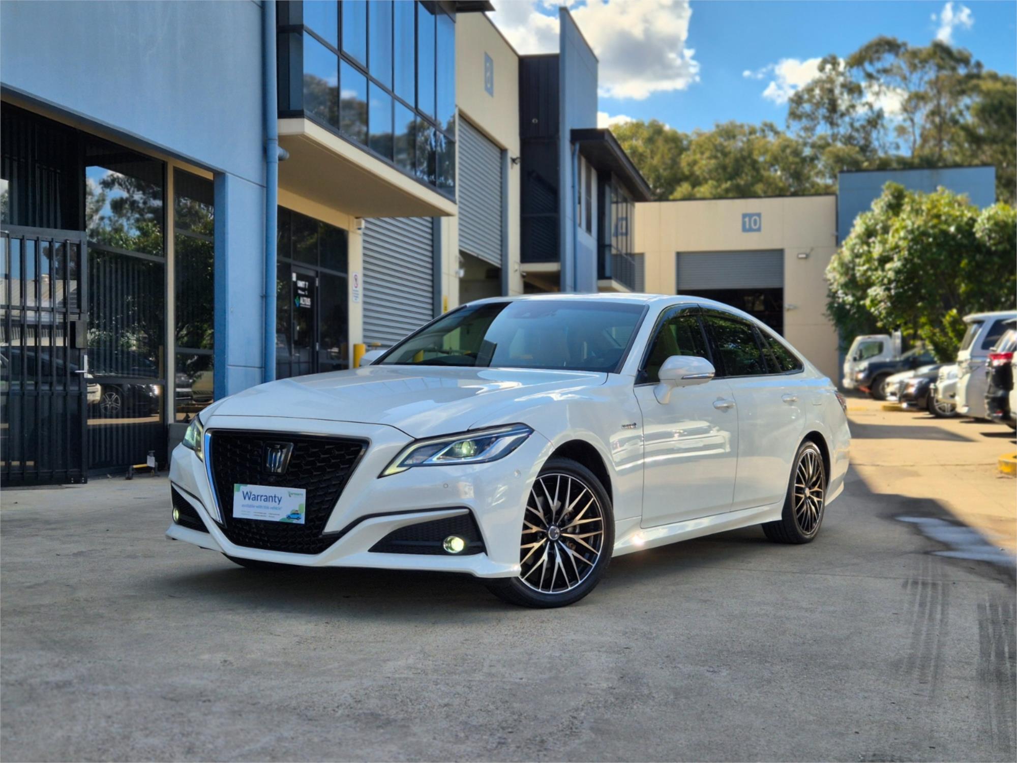 2019 Toyota Crown Hybrid S C Package, photo 5