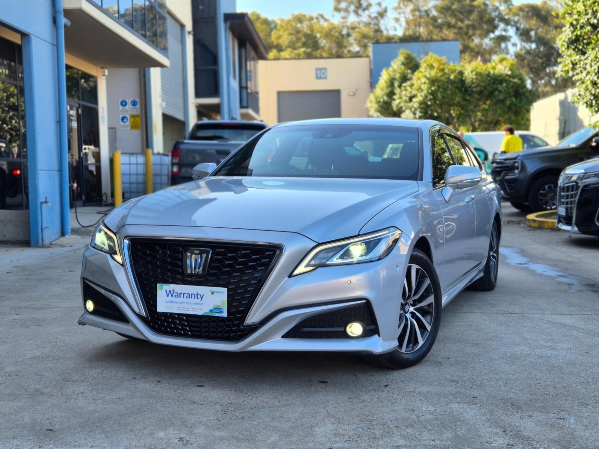 2019 Toyota Crown Hybrid S C Package, photo 6